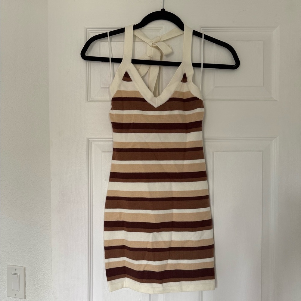 Princess Polly Cream & Tan Striped Halter Top – Size S/M